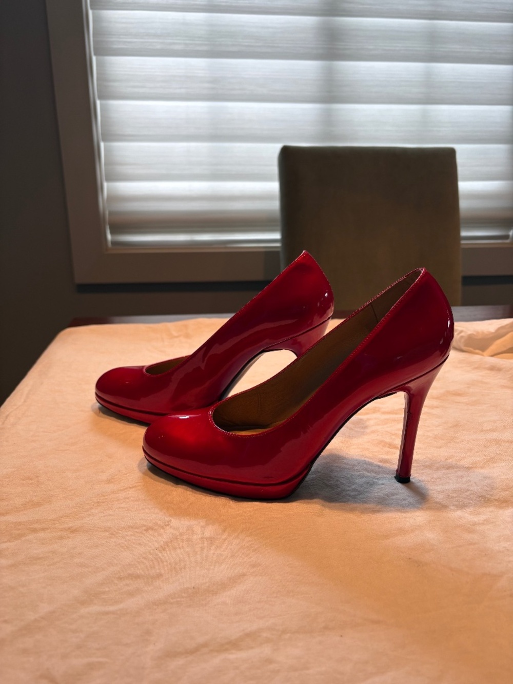 Stuart Weitzman Platswoon Pumps -Red